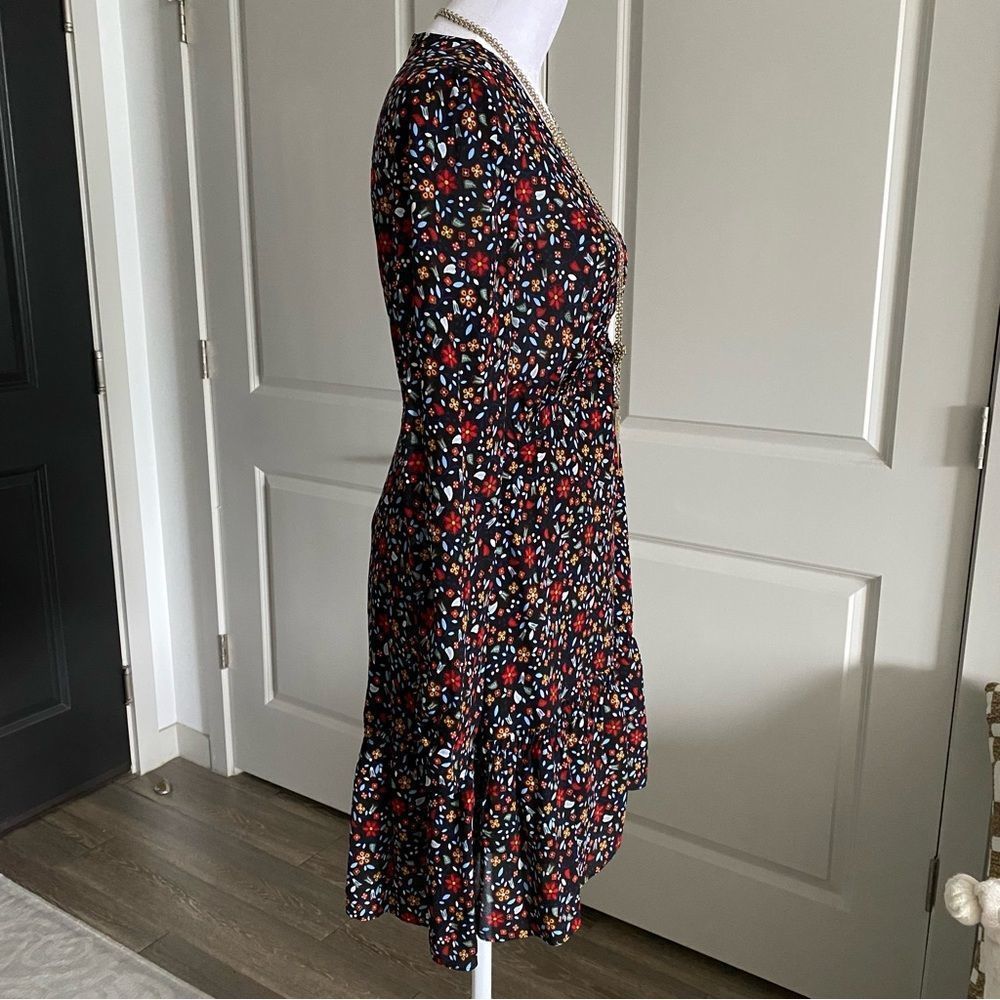 A.L.C. Black Floral Plunge Neck Dress 100% Silk Size 2 - Picture 4 of 14
